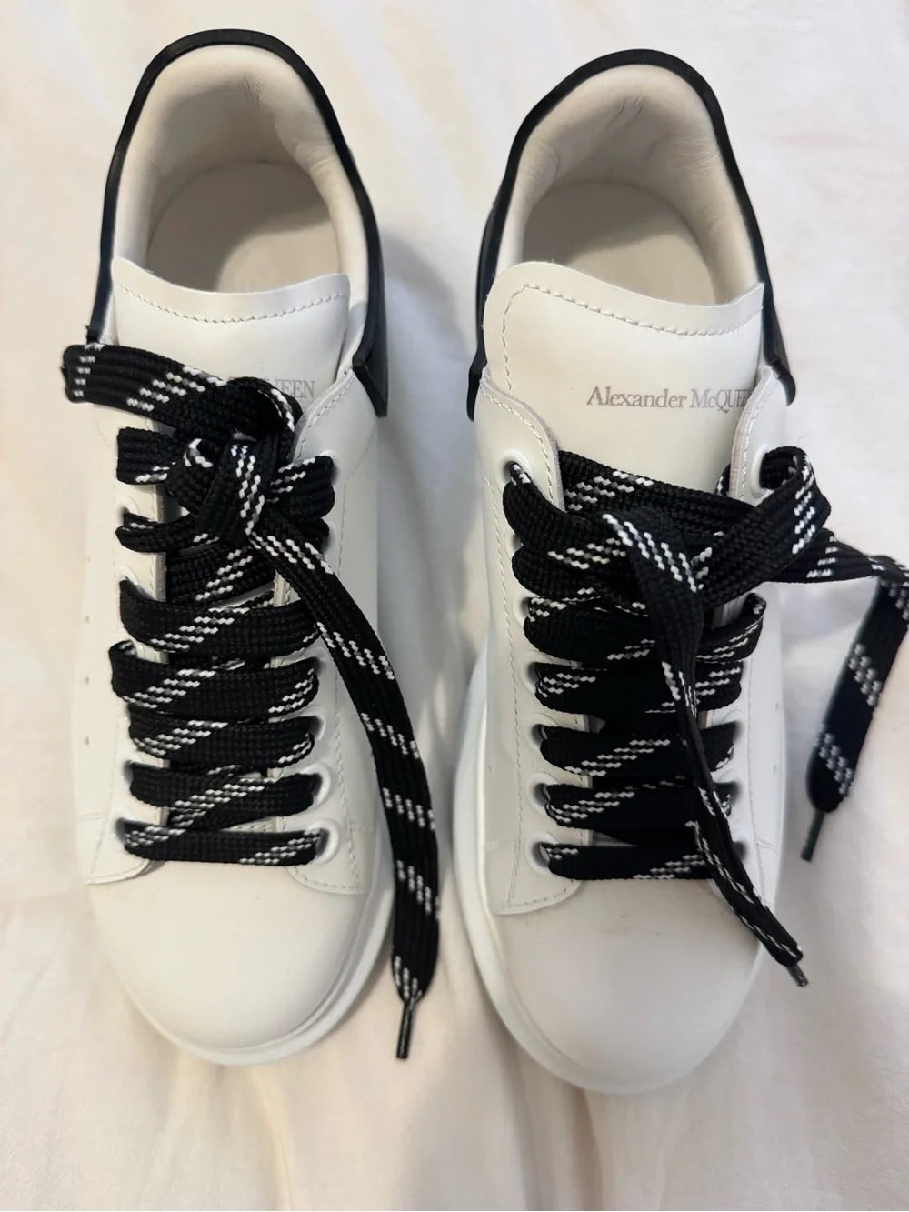 Alexander McQueen White Leather Sneakers with Black Accent and Patterned Laces